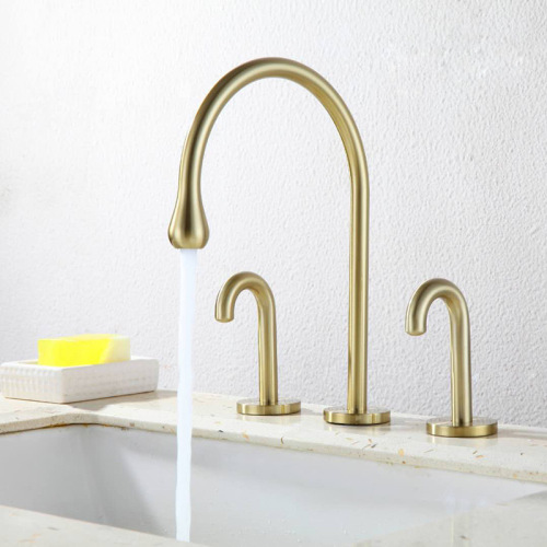 Faucet for Shower Brushed Gold Brushed gold matt black 3 hole washbasin faucet Manufactory