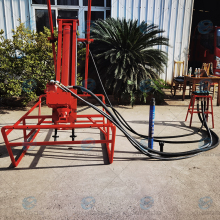China Small Portable DTH Drilling Rigs