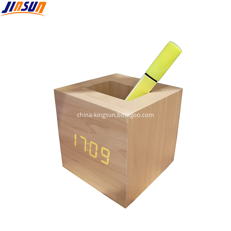 Wood Penholder Clock 514 1