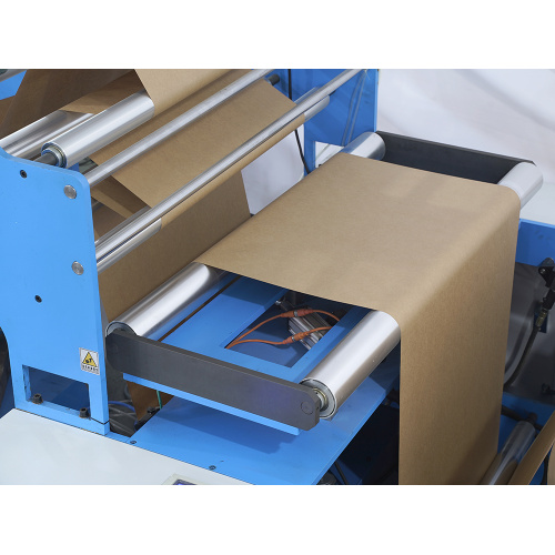 Máquina para fabricar bolsas de papel de fondo cuadrado con alimentación por rollo