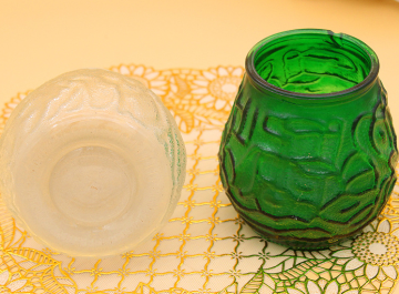 Color frosted glass candle holder