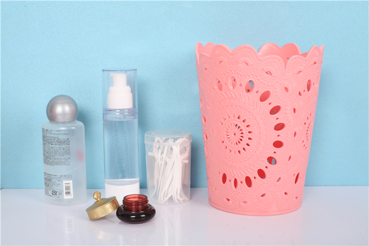 Lace Wastebasket Wire Rubbish Bin Plastic Waste Paper Basket Without Lid For Sale