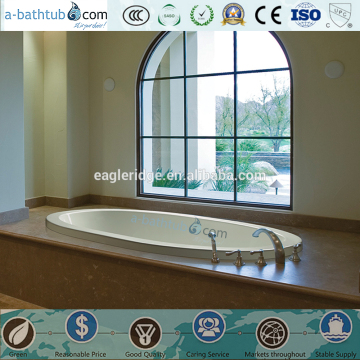 2016 Small oval bathtub