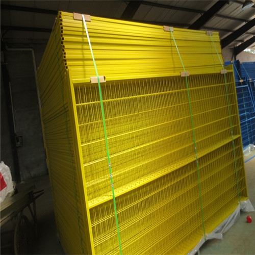 2.4×2.1m temporary fencing panel