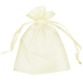 kleurrijke kleine organza sieraden tas