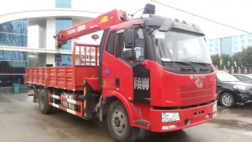 FAW 4x2 crane truck