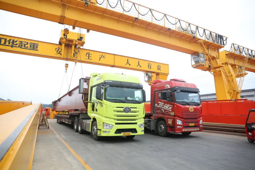 Weihua-crane-deliver-to-Kazakhstan