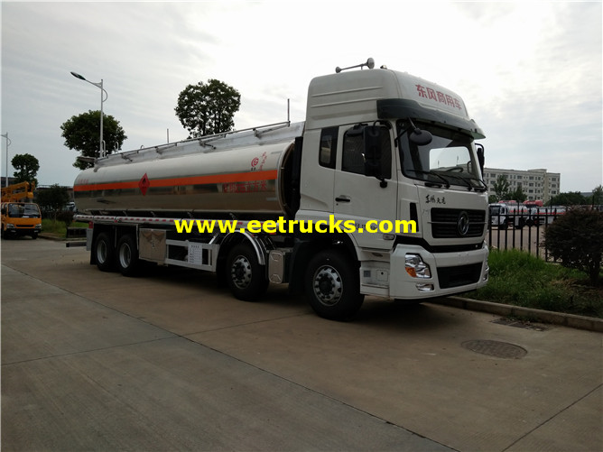 7000 Gallons 8x4 Milk Tank Trucks