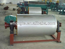 Permanent magnet separator roller for belt conveyor