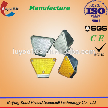 road reflective delineator