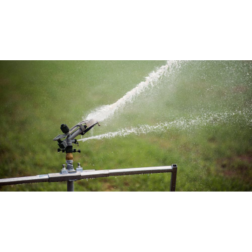 Usando o processo de galvanização de mergulho quente, proteção ambiental, popular, caminhão de aspersores leves 50-170