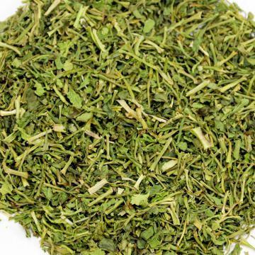 Dehydrated edible coriander leaves