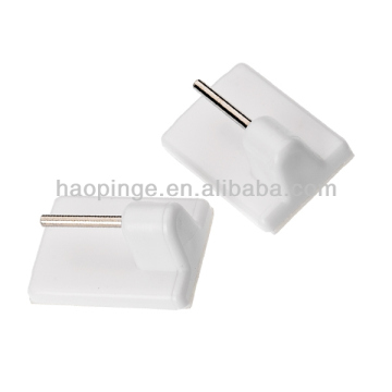 Low price curtain accessories plastic curtain hook/curtain pin hook
