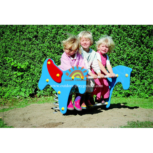 Poulain Spring Rider pour terrain de jeu HPL pour enfants