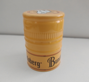 36x52 Vodka bottle cap with insert