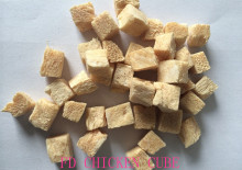 Freeze-dry chicken cube for dogs