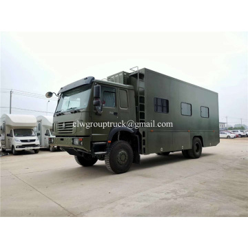 Sinotruck 24 orang Truk militer Camper Van