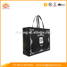 Fashionable printed paper shopping bag for gifts and daily