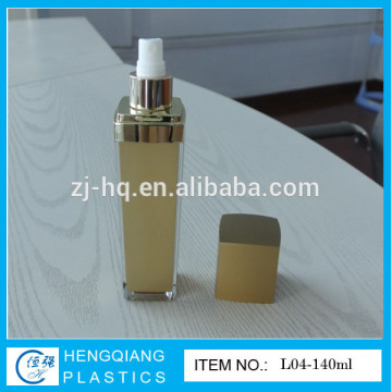 plastic spray bottle, empty spray bottle, cosmetic bottle