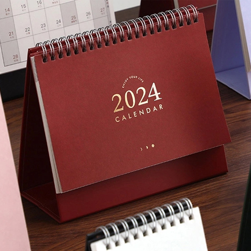 Calendrier d&#39;impression personnalisée de couleur unie en couleur 2022