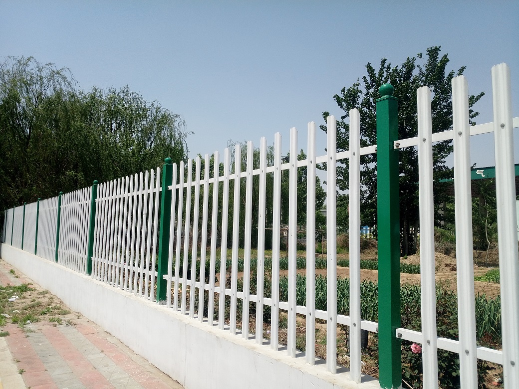 palisade fencing 5