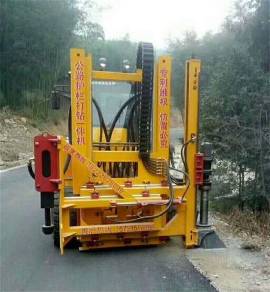 Wheeled multi-function hydraulic piling machine