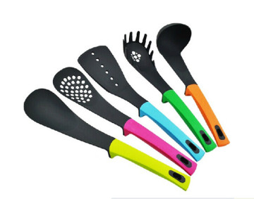 2014 eco-friendly silicone kitchen utensils sets