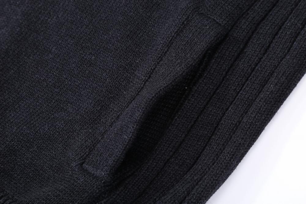 Cardigan da uomo lavorato a maglia con maniche a coste con zip intera