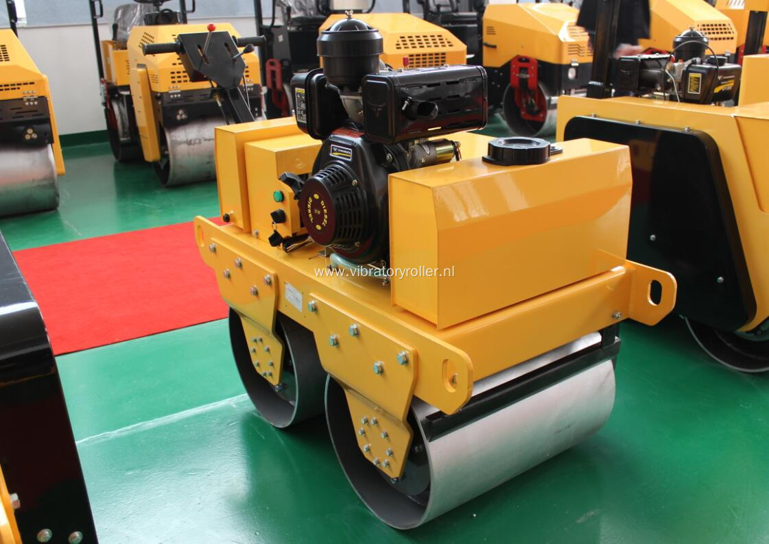 Diesel Engine Walk Behind Tandem Drum Vibratory Roller