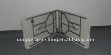 Plastic folded table