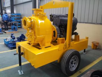 Trailer mounted trash self priming trash diesel pump set