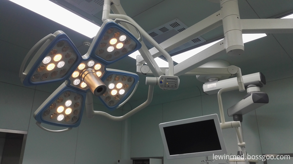 Surgical Lamp With Camera 1