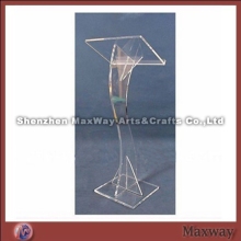 Clear Curved Free Standing Acrylic Speech Lectern