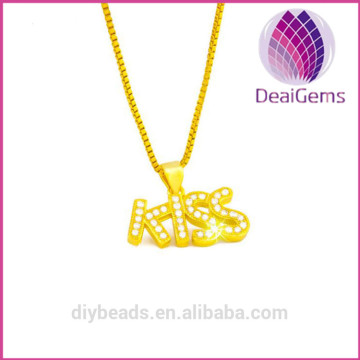 New Designed Gold Plated Kiss Letter Rhinestone Shaped Brass Charm