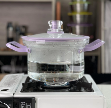 Multifunctional glass cooking pot