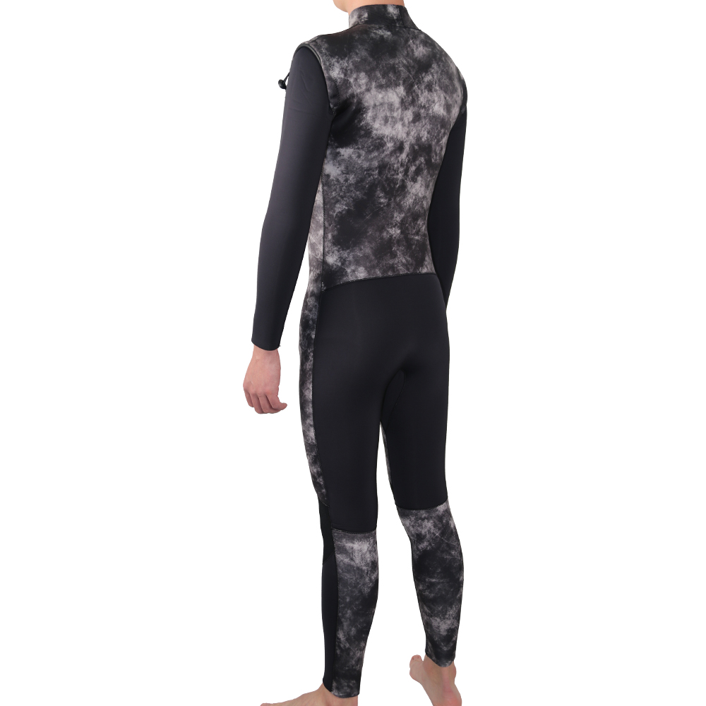 Seaskin 4 / 3mm Mens Front Zip Surfing Wetsuits