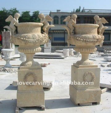 Figure western style flowerpots