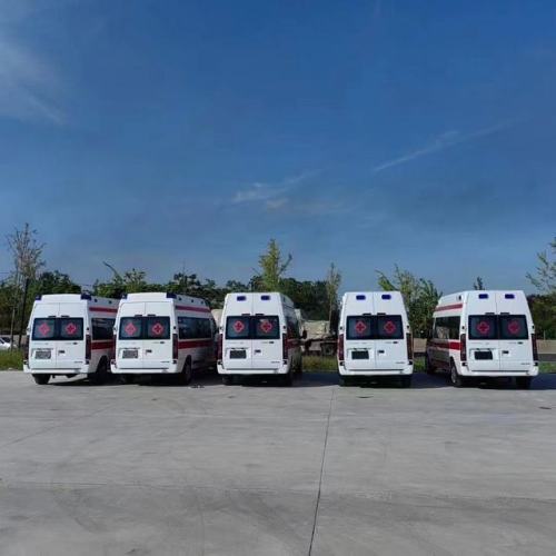 CAR de ambulancia del Hospital Ford para paciente de transporte