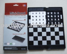 magnetic chess set