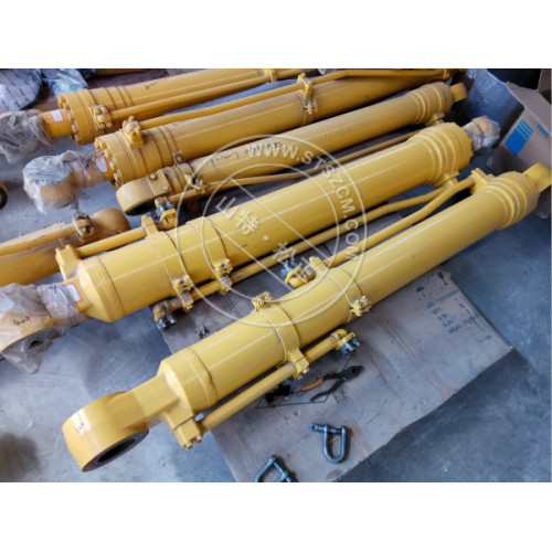 KOMATSU D65EX-12 LIFT CYLINDER ASS&#39;Y 14X-63-01063