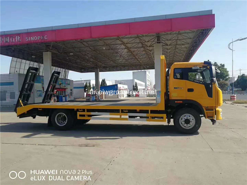 Foton 4X2 flat bed حفارة شاحنة نقل