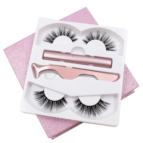 Magnetische Wimpern in pinker Box