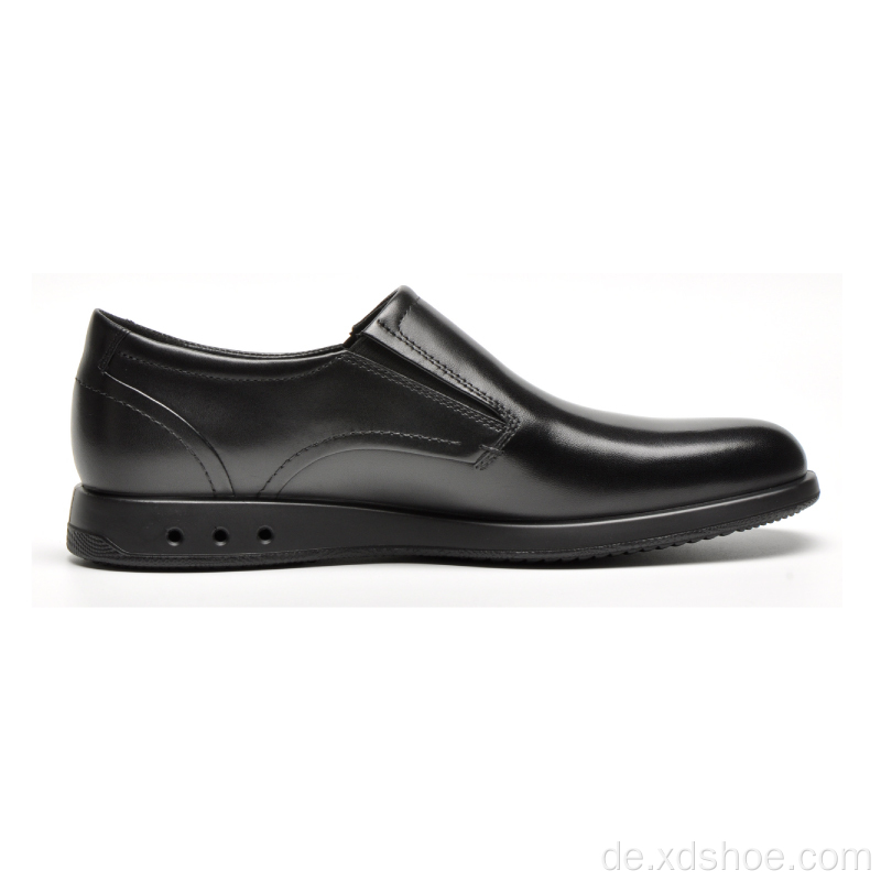 Wasserdichter und atmungsaktiver Slip-On Smart Casual