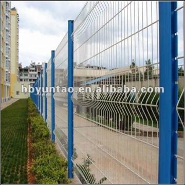 green spray pvc solid welded garden fence