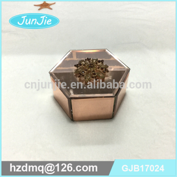 luxury clean mirrored glass jewelry box with lid