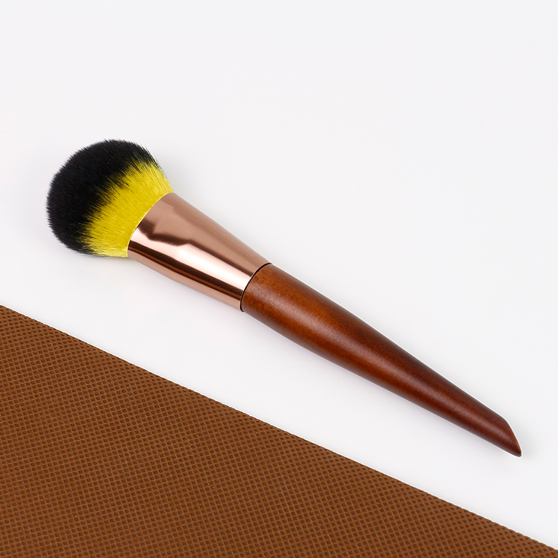 Cosmetic brush 002