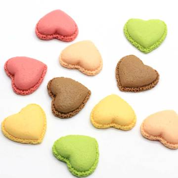 Fancy New Mini Macaron Farbe Herzförmige Harz Perlen Charms für handgefertigte Craft Decor Haarschmuck für Mädchen