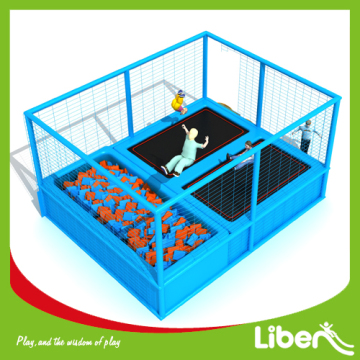 Outdoor trampoline tent cover