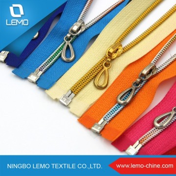 High Quality Colorful Rainbow Teeth Nylon Zipper