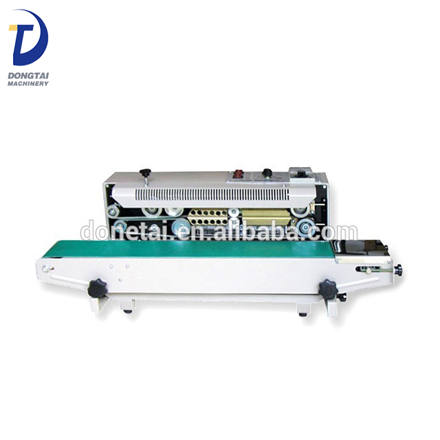 Semi Automatic horizontal type Table Top Sealing Machine with Conveyor TM-900